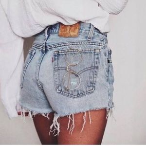 NWOT LEVIS 550 VINTAGE SHORTS